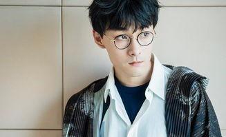 娱乐圈吃瓜男明星小谢,揭秘小谢的吃瓜人生