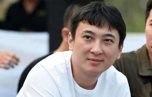 娱乐圈里的人吃瓜图片